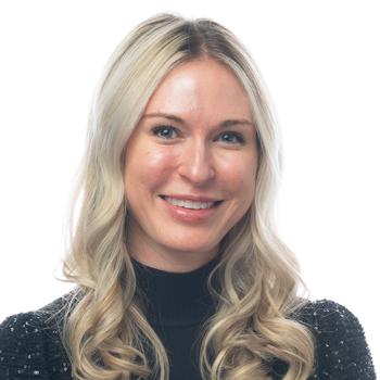 Julie Watson headshot