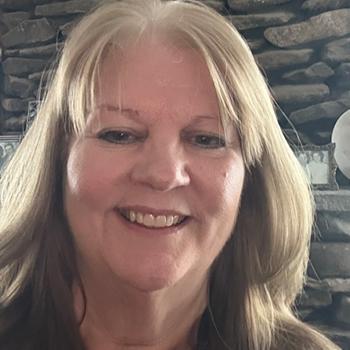 Donna Burrington head shot