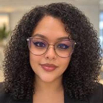 Mariana Garcia head shot